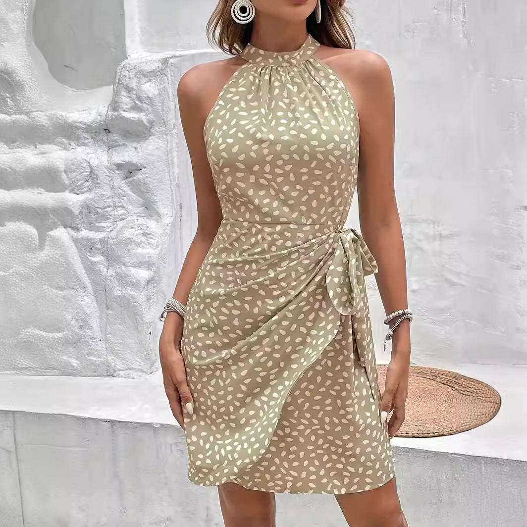 Robe Courte à Pois - Élégance et Confort Estival
